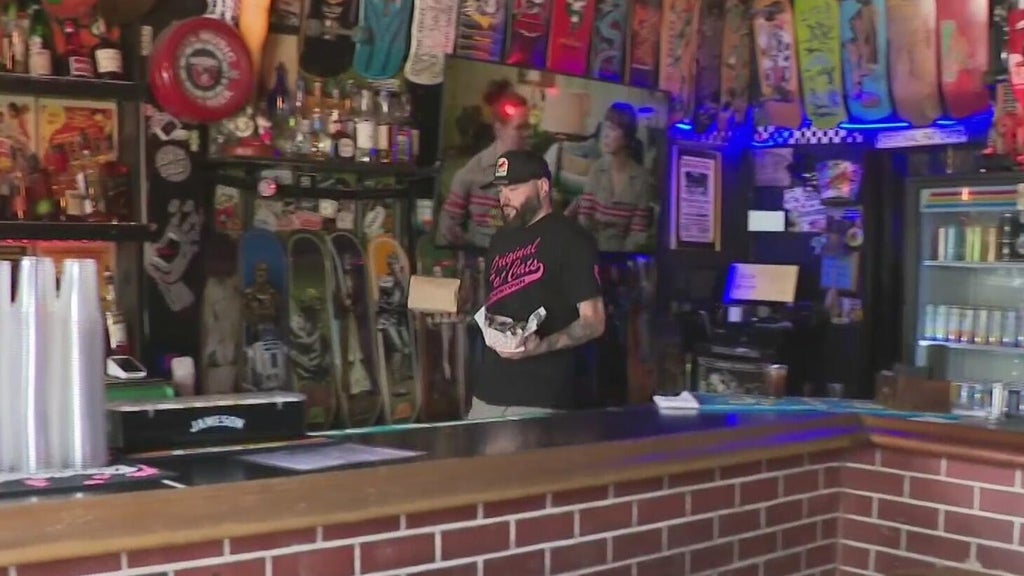 Fort Lauderdale proposes earlier closing times for downtown bars, facing pushback from business owners — CBS Miami, San Francisco Dining news