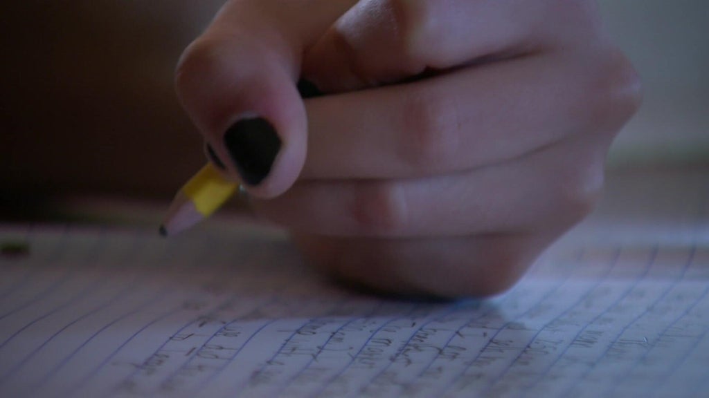 St. Paul loses English language learning students, eyes teacher cuts in wake of Operation Metro Surge — WCCO / CBS Minnesota, San Francisco Schools news