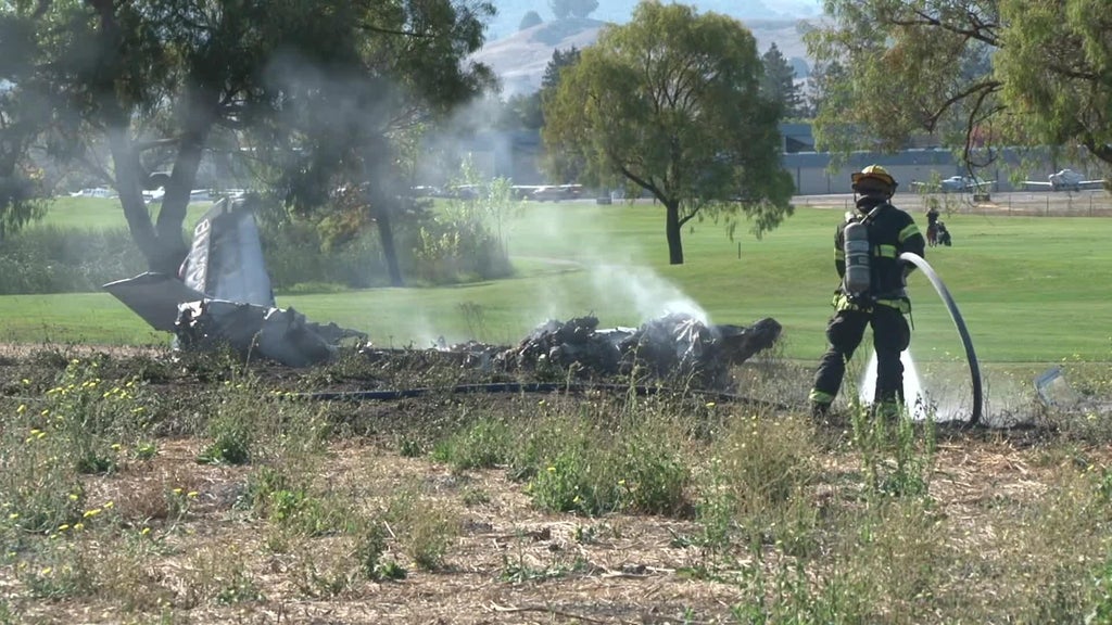 Small plane crashes near Petaluma Municipal Airport; 2 dead — CBS Bay Area (KPIX), San Francisco Government news
