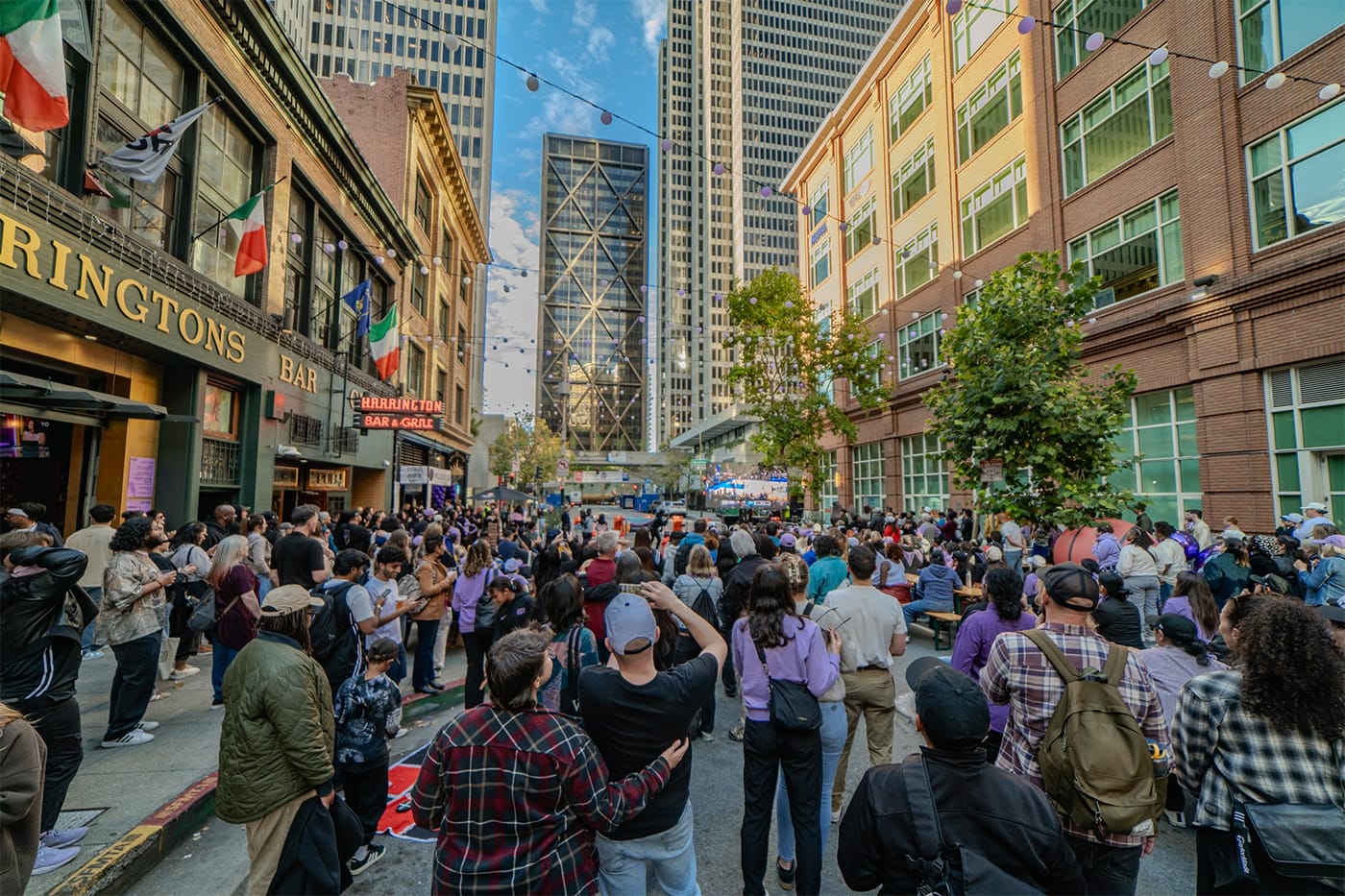 Fleet Week Yacht Rock Party on Front Street to Feature Free Oysters — SFist, San Francisco Sports news
