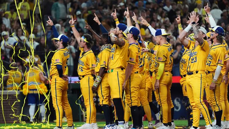 Savannah Bananas to play at Tropicana Field in 2027 — WTSP 10 Tampa Bay, San Francisco Community news