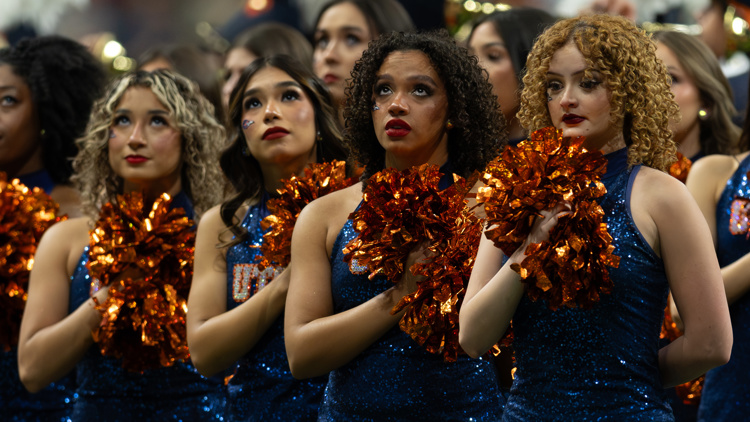Here's what we know about the service member who fell at the UTSA football game — KHOU 11 (Houston), San Francisco Sports news